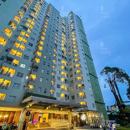 Redliving Apartemen Parahyangan Residence - Anton Rooms Bandung Exteriér fotografie