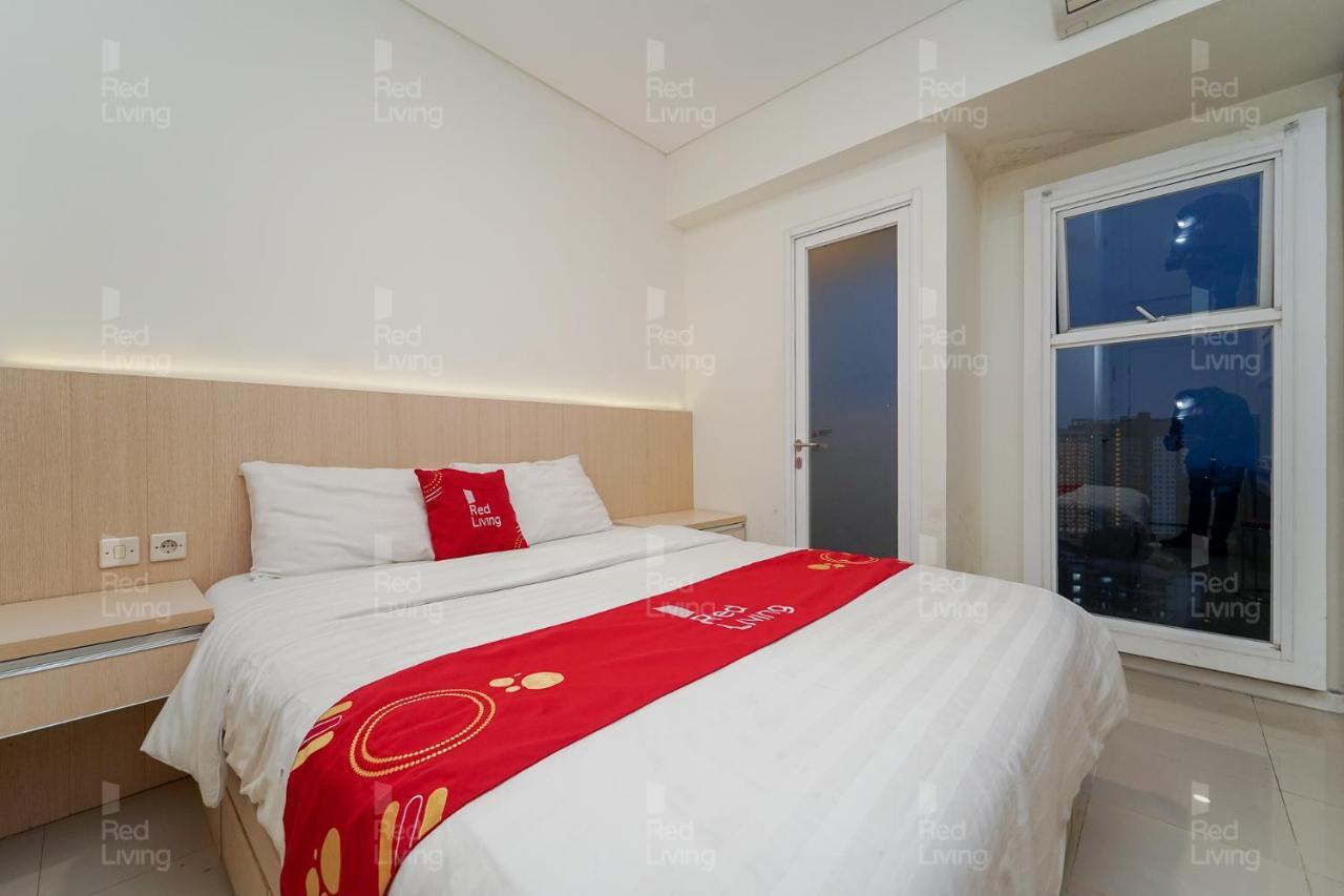 Redliving Apartemen Parahyangan Residence - Anton Rooms Bandung Exteriér fotografie