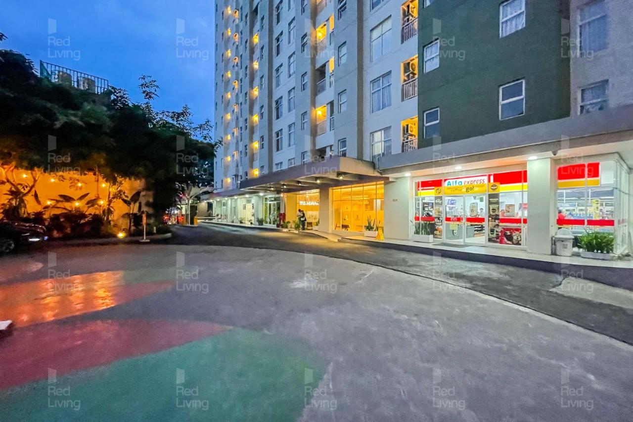 Redliving Apartemen Parahyangan Residence - Anton Rooms Bandung Exteriér fotografie